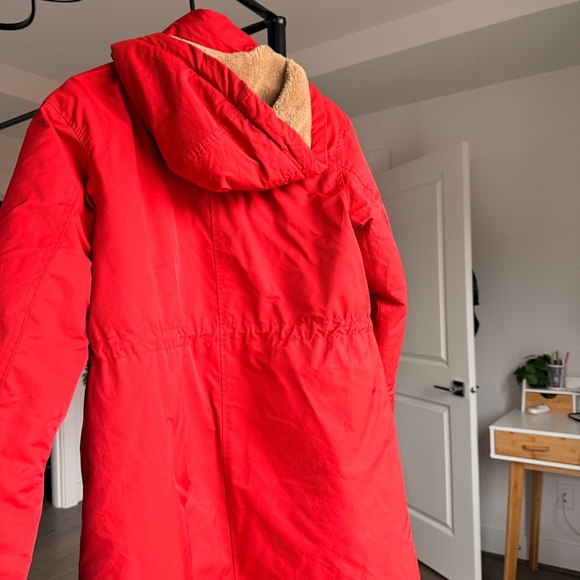 Universal Thread Red Water-Resistant Puffer Jacket - Picture 7 of 11
